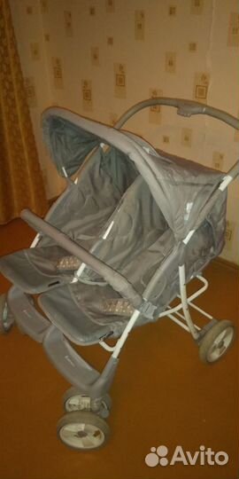 Коляска для двойни или погодок