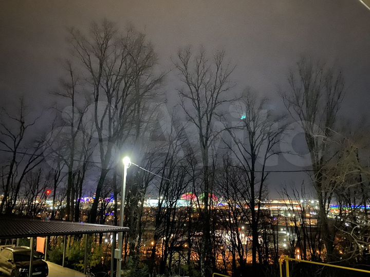 Дом 250 м² на участке 9,3 сот.