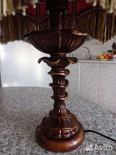 Лампа настольная