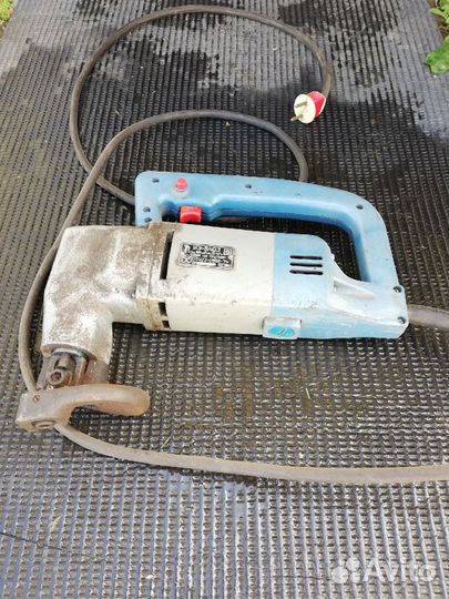 Продам электроножницы