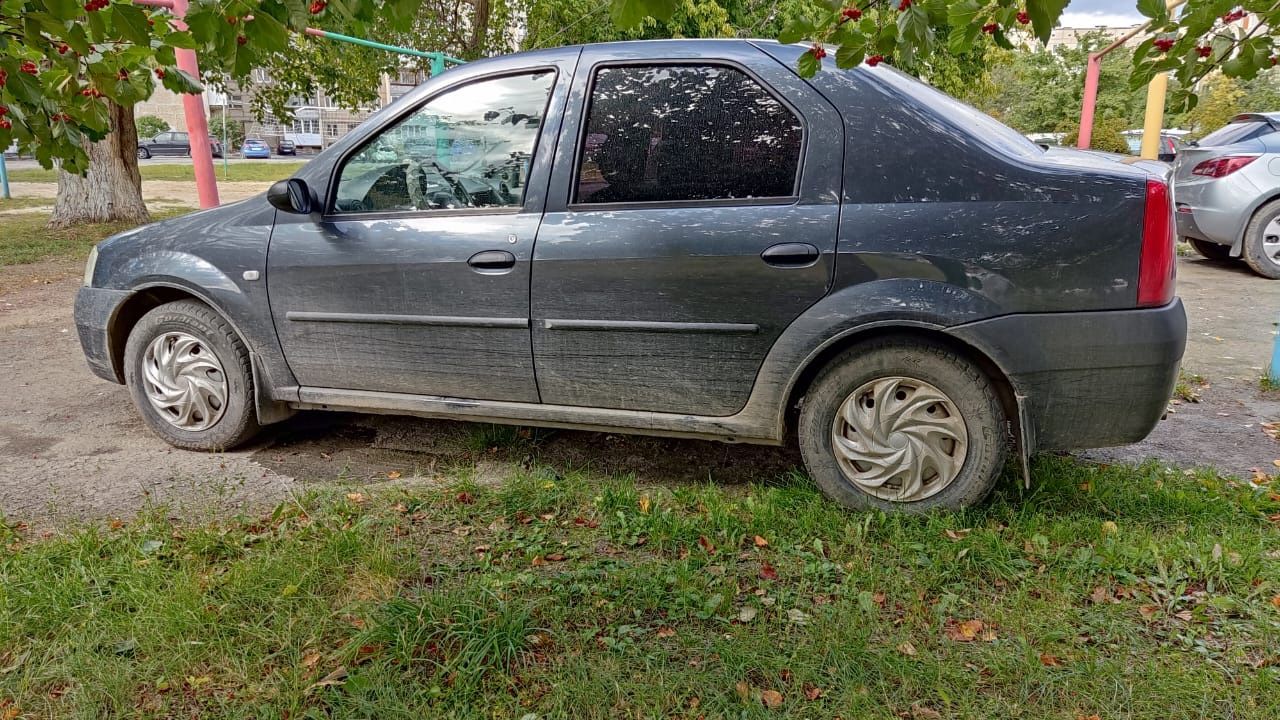 Renault Logan: фото владельца
