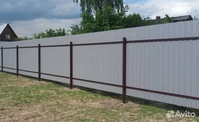 Заборы из профнастила и сетки рабица