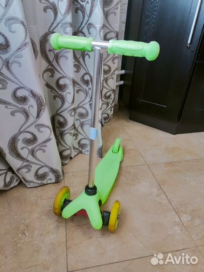Самокат детский трехколесный бу