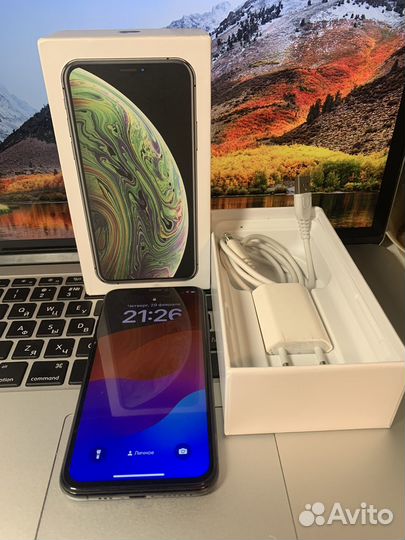 iPhone Xs, 256 ГБ