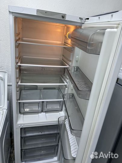 Холодильник hotpoint ariston