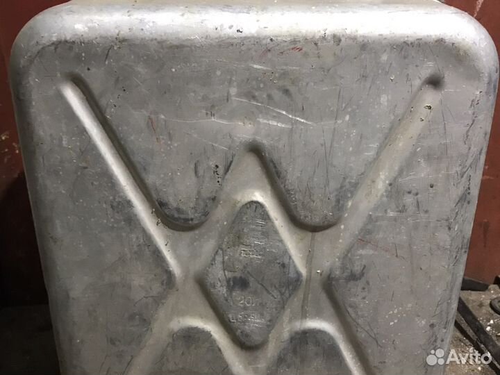 Канистра 20л