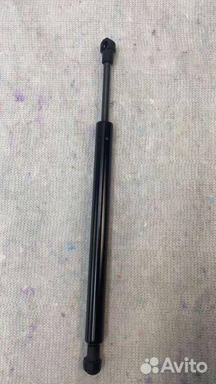 Амортизатор стекла багажника Patron VW Touareg