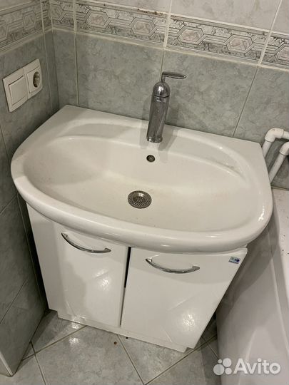 Раковина в ванную с тумбой бу