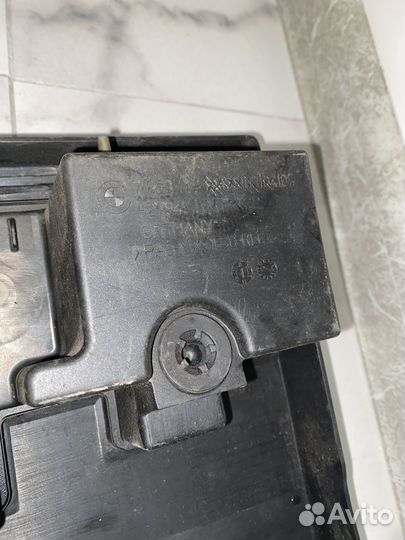 Декоративная крышка двигателя bmw f20