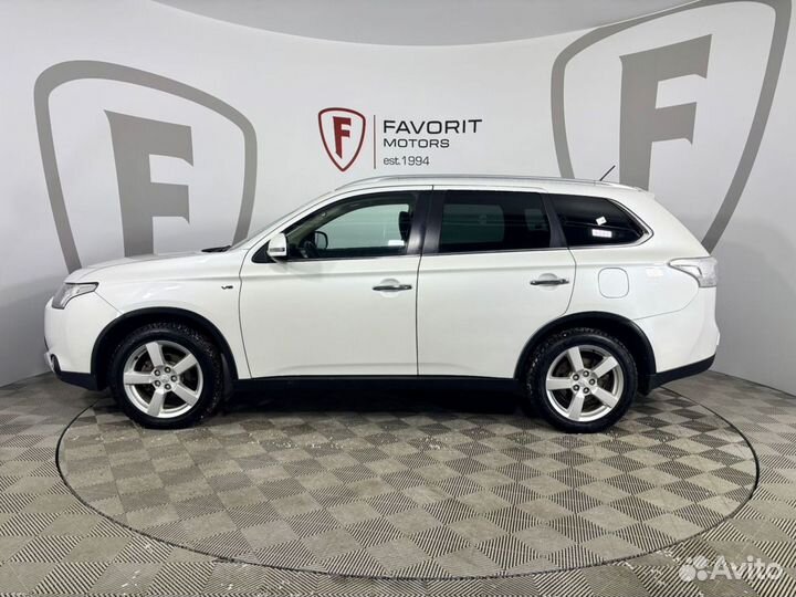 Mitsubishi Outlander 3.0 AT, 2014, 86 965 км