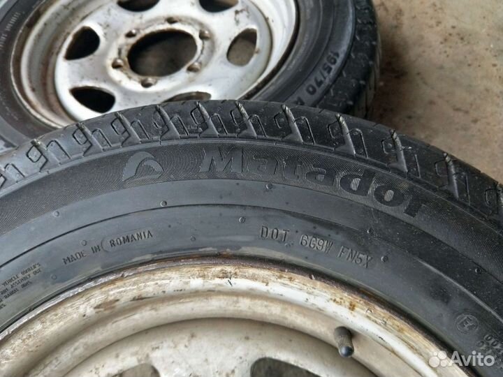 Matador MPS 330 Maxilla 2 195/70 R15 104R