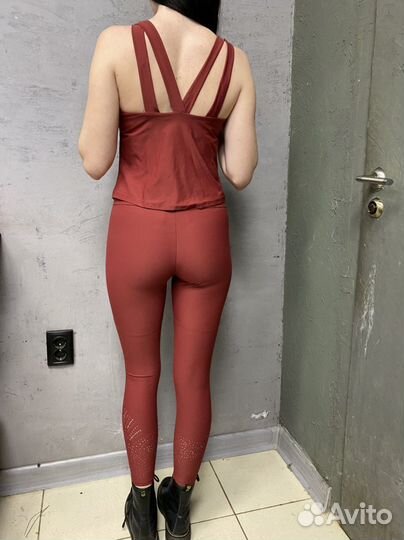 Костюм Oysho для фитнеса