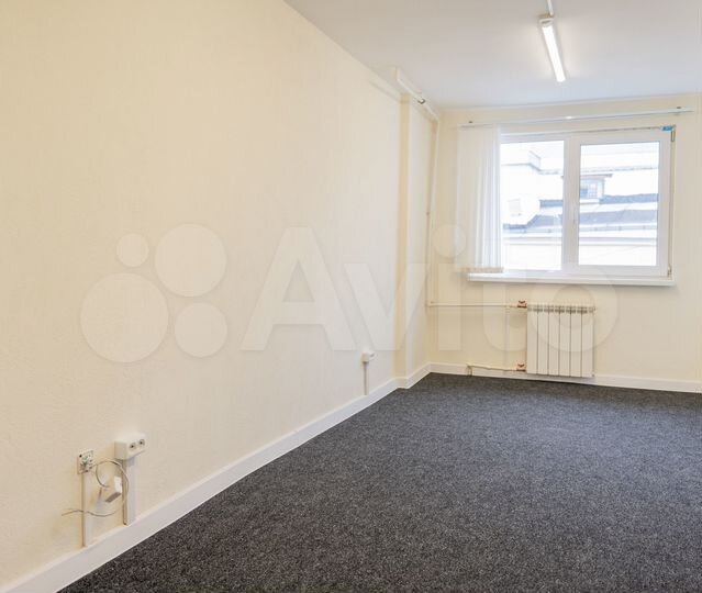 Маленький офис рядом с метро, 11 м²