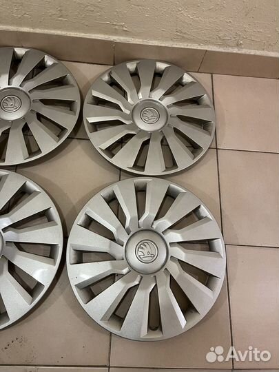 Колпаки на колеса Skoda Octavia R15