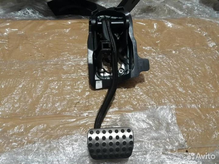 Педаль тормоза Mercedes-Benz GLC-Класс X253/C253