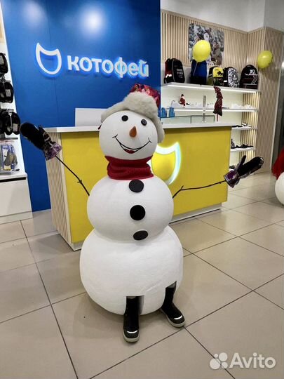 Снеговик новогодний