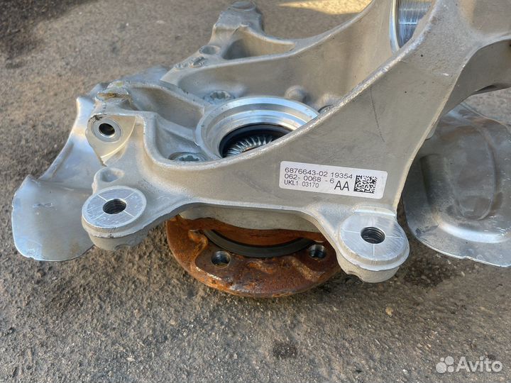 Опора поворотная левая mini F55 F56 F57