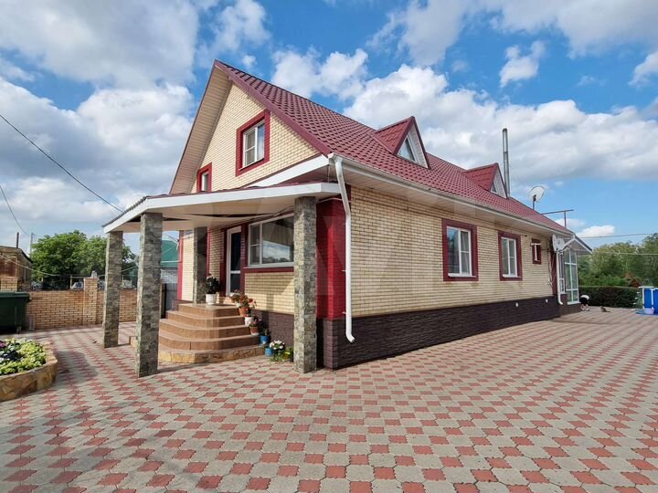 Коттедж 200 м² на участке 4,5 га