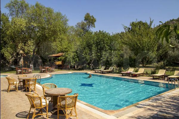 Гостиница, 5000 м²