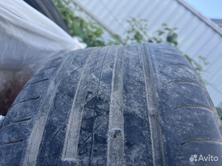 Nokian Tyres Hakka Black 255/40 R19