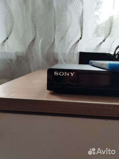 Blu ray плеер sony с караоке BDP-S485