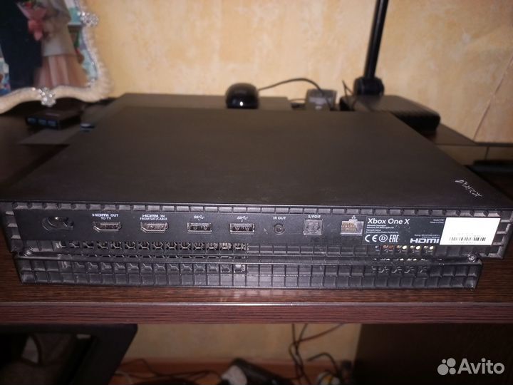 Xbox Оne X консоль