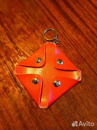 Брелок для ключей