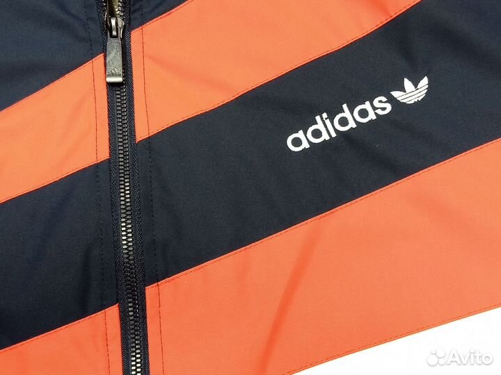 Ветровка Adidas