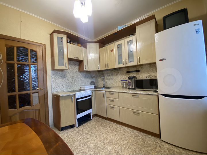 2-к. квартира, 54,8 м², 1/10 эт.