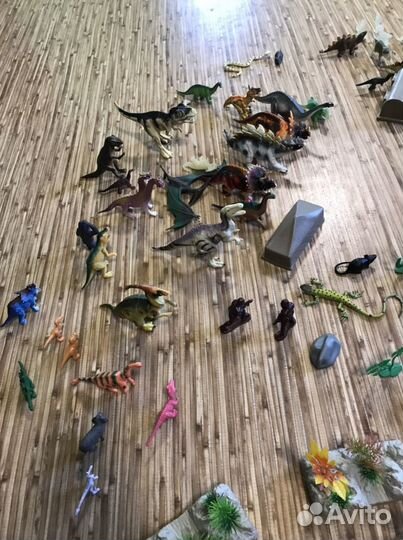 Набор динозавры, солдатики и прочее