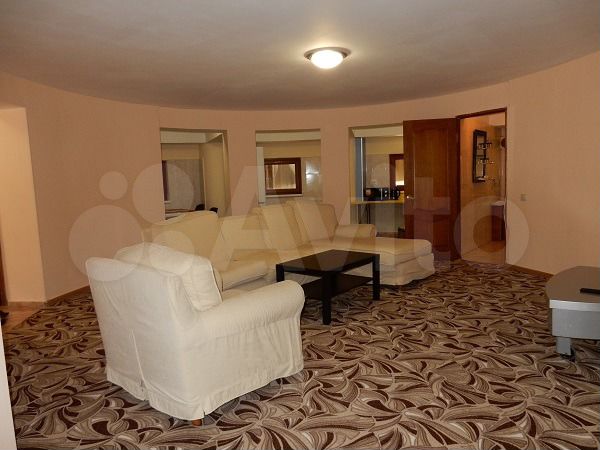 3-к. квартира, 90 м², 1/5 эт.