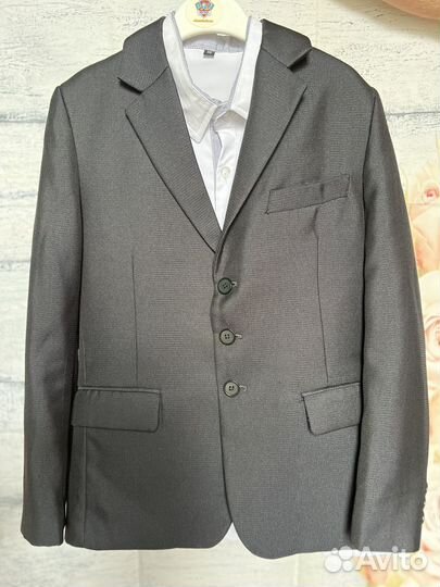 Пиджак для мальчика 140