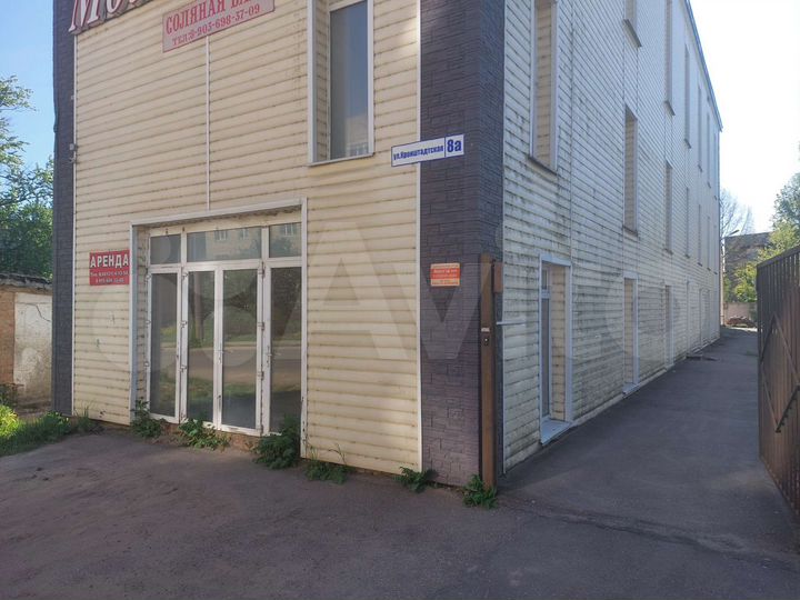 Торговая площадь, 80 м²