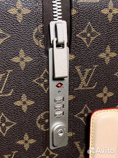 Чемодан Louis Vuitton