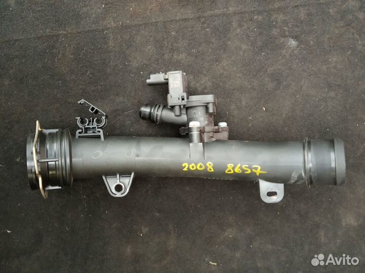 Патрубок турбины в сборе с клапаном Пежо-Ситроен