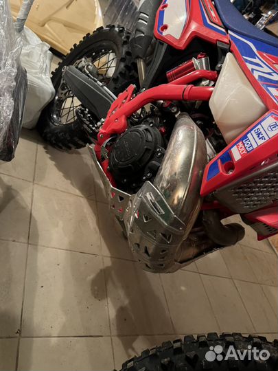 Продаю эндуро мотоцикл