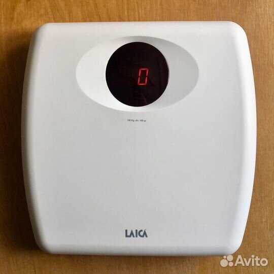 Весы напольные Laica