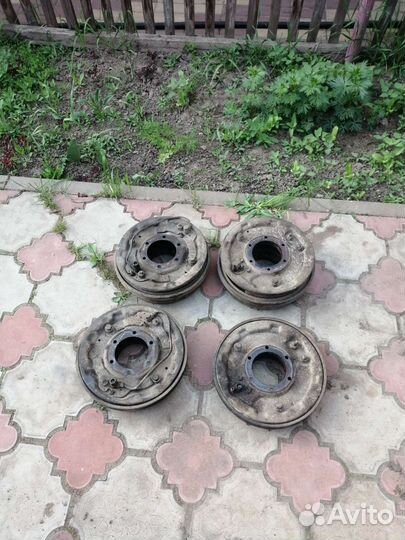 Барабанные тормоза комплект на 2 оси УАЗ 452
