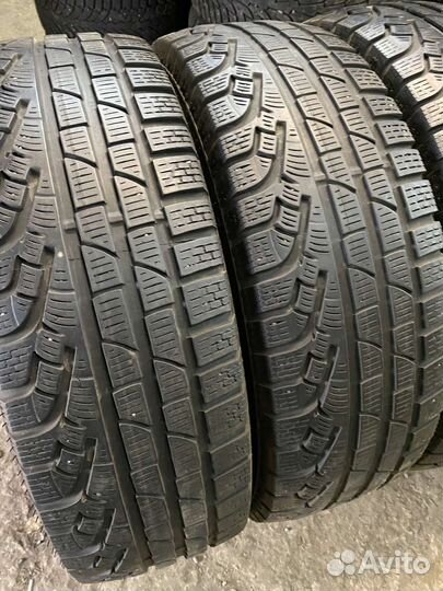 Pirelli Winter Sottozero 210 Serie II 225/65 R17