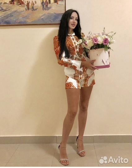 Костюм женский