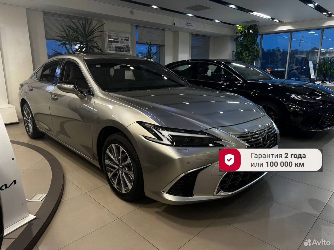 Lexus ES 2.0 CVT, 2025