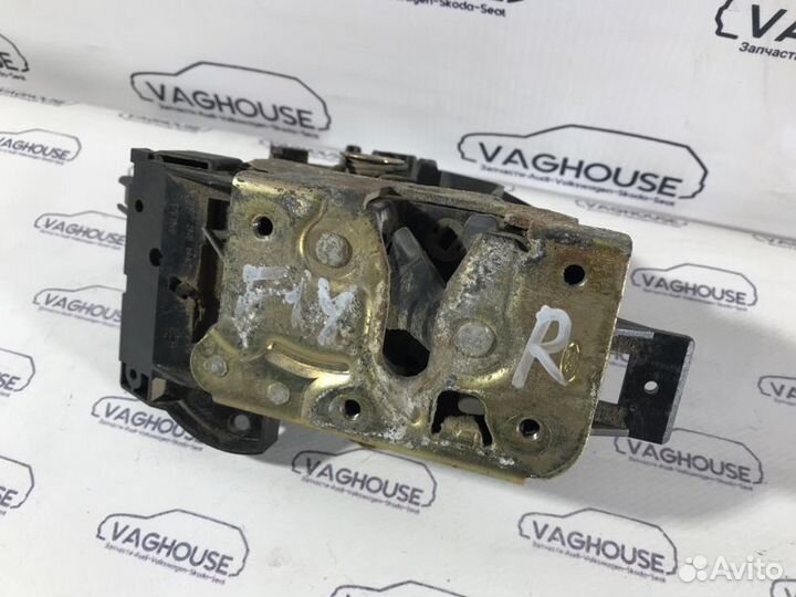 Замок двери задний правый Ford Focus MK 1 1999