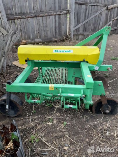 Копатель корнеплодов Bomet Z655, 2014