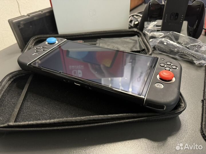 Nintendo switch oled 64 gb + Zelda