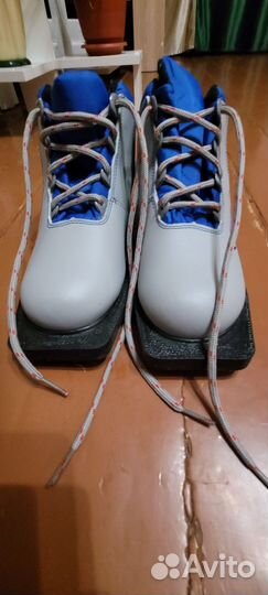 Лыжные ботинки nordik