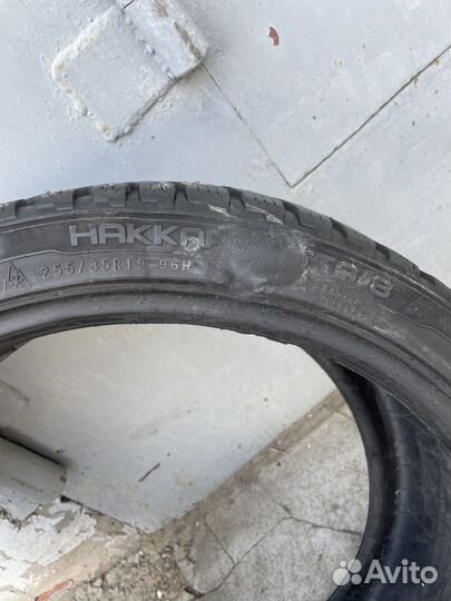 Nokian Tyres Hakkapeliitta 8 255/35 R19 96H