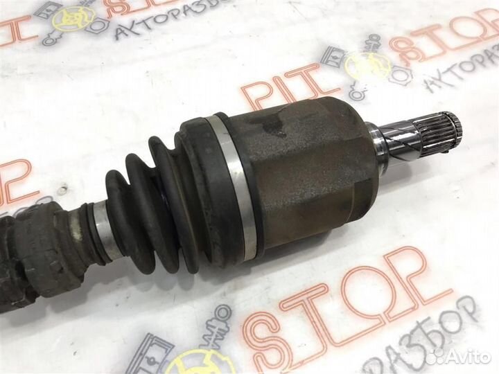 Привод передний правый Nissan Qashqai (J10) 2006