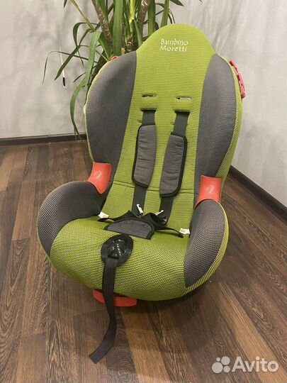 Детское автомобильное кресло bambino moretti