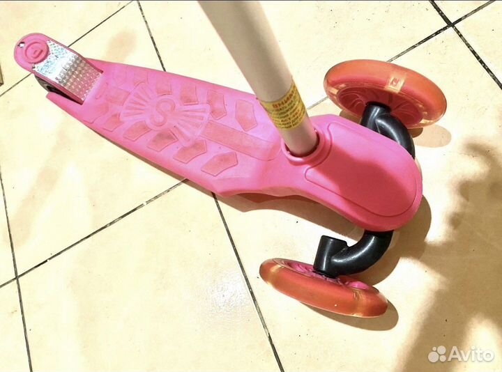 Самокат детский для девочки