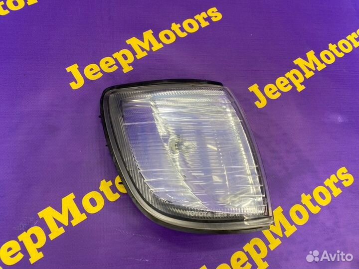Габарит передний правый Toyota Hilux Surf KZN185